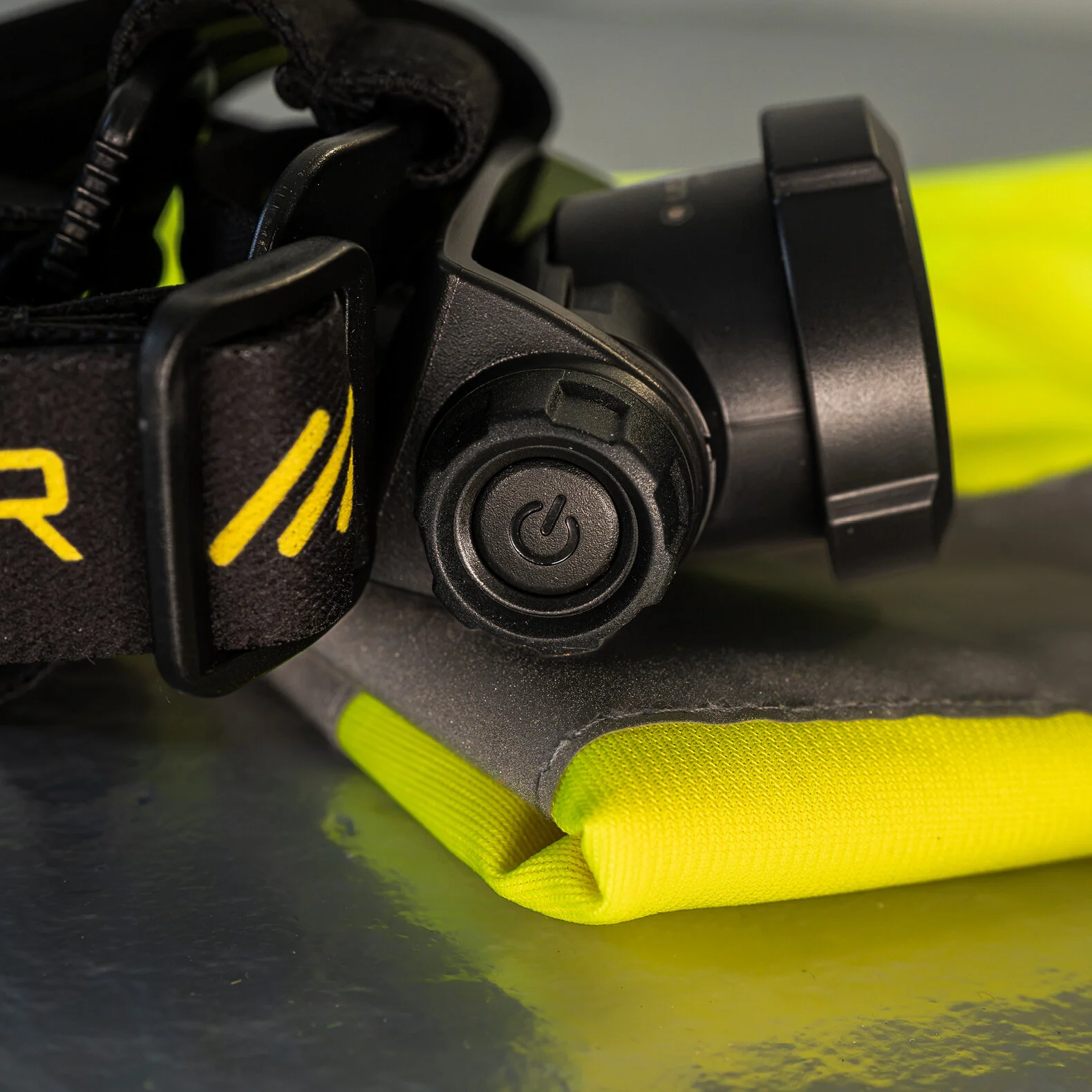 Reflektor H15R Pro
