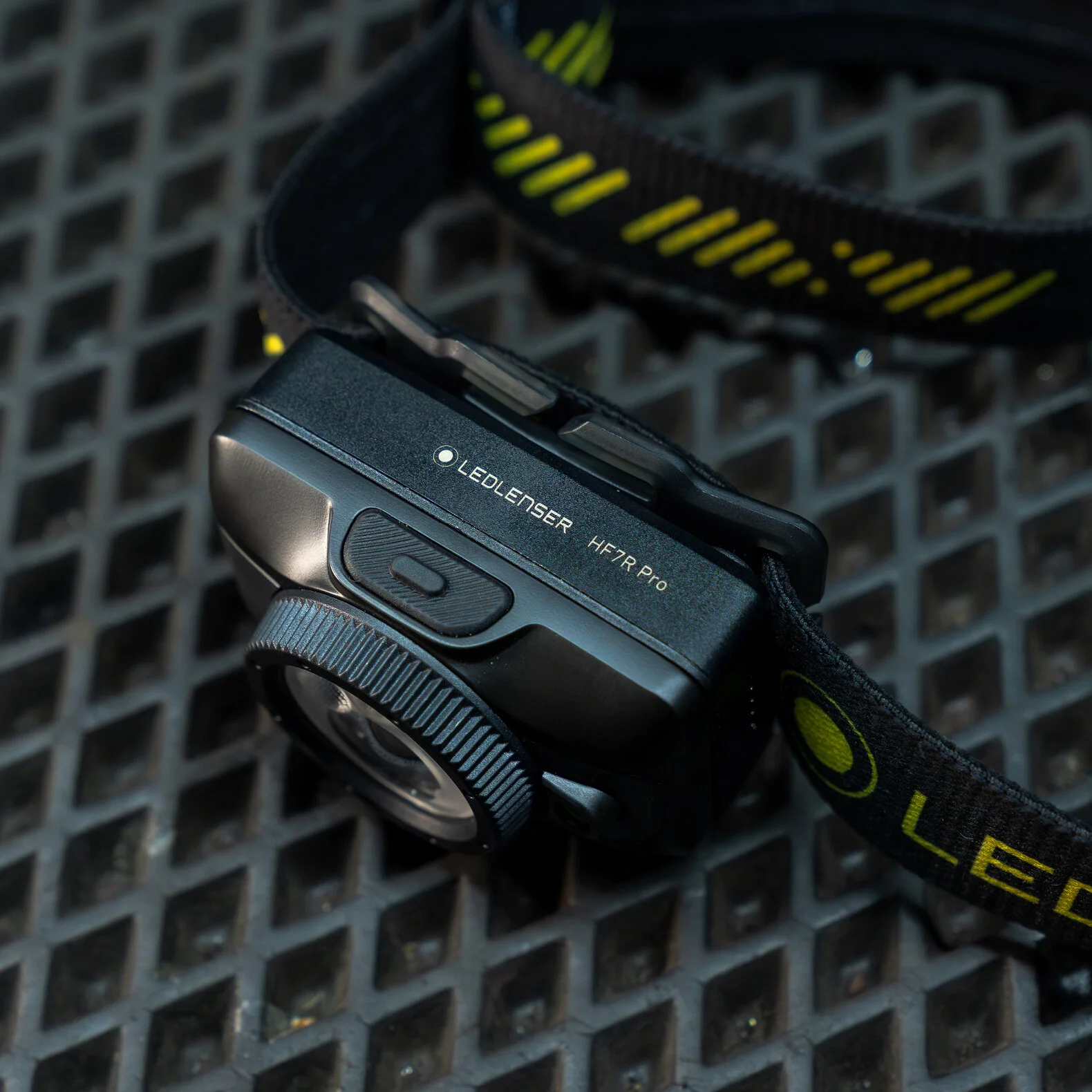 Reflektor HF7R Pro